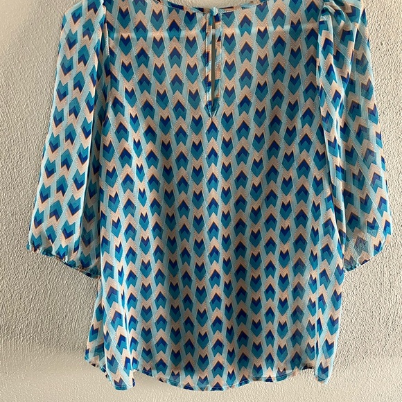 Rue 21, turquoise/orange/white top, size Medium - Picture 2 of 4